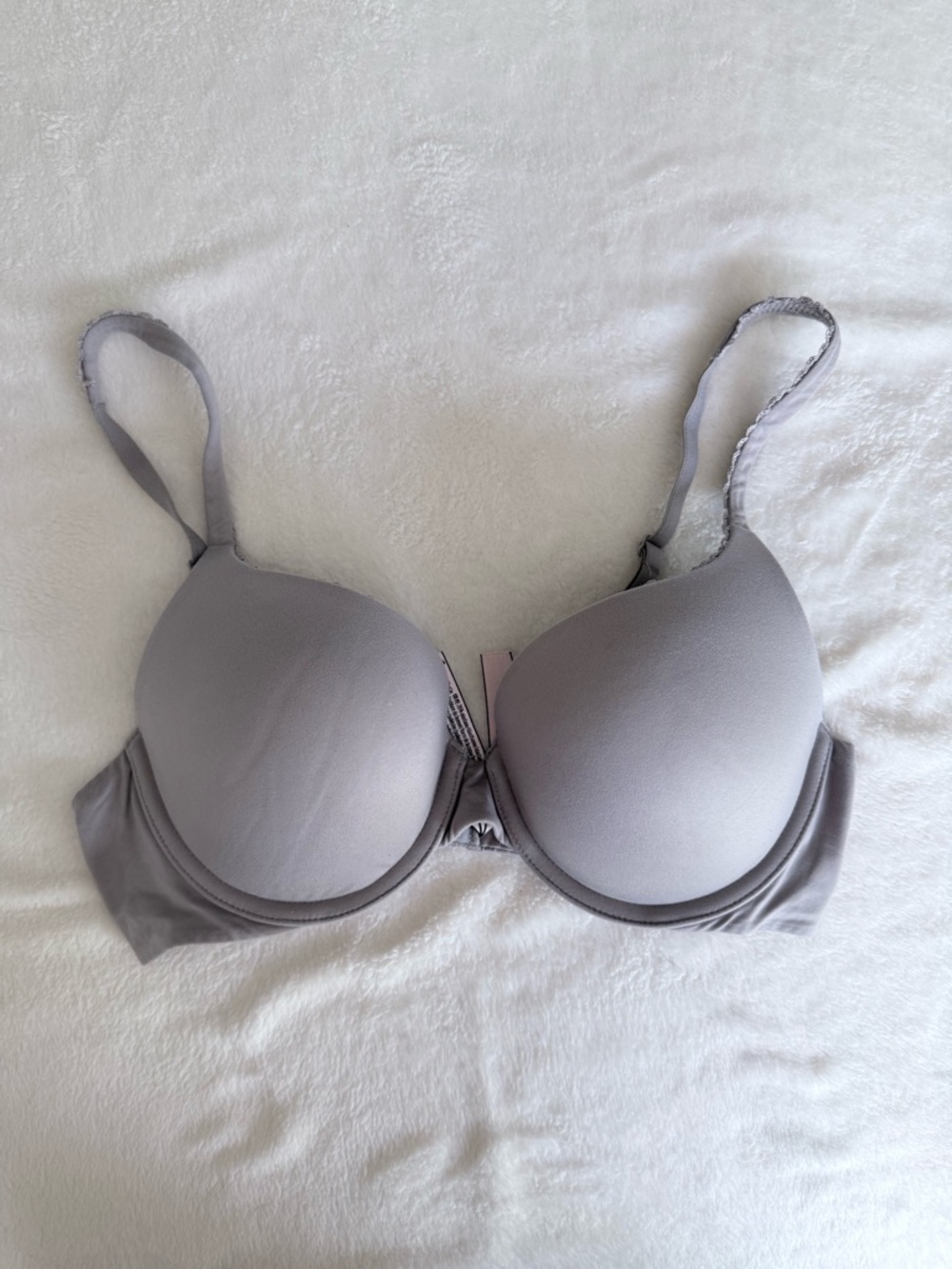 Victoria's Secret Light Gray Molded T-Shirt Bra